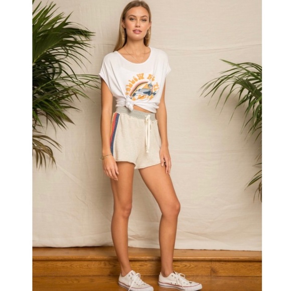 NEW “Paradise " soft Graphic Tee - Picture 7 of 10